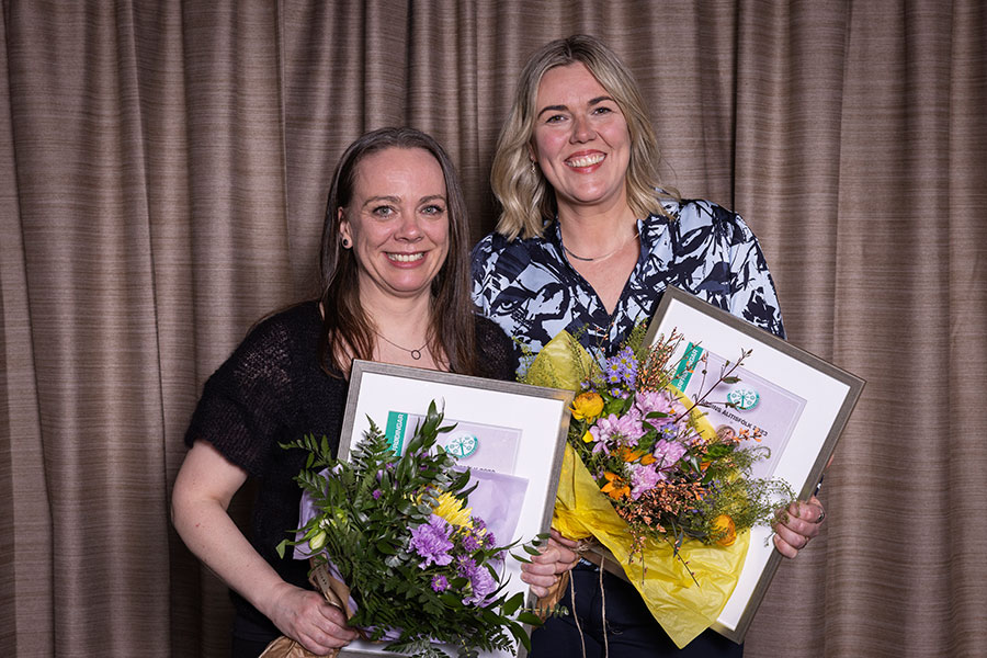 ÁRSINS ÁLITISFÓLK 2023 eru Winnie Delmarsdóttir Poulsen og Guðrið Müller Egholm ÁRSINS ÁLITISFÓLK 2023 eru Winnie Delmarsdóttir Poulsen og Guðrið Müller Egholm